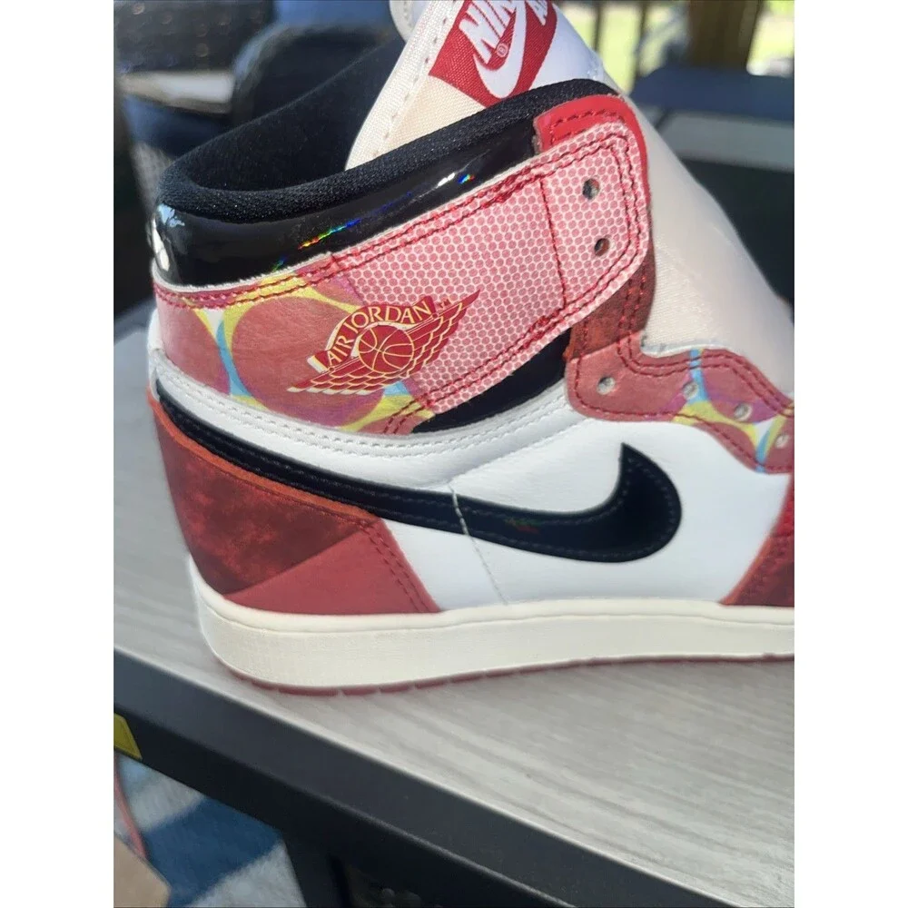 Size 7 - Jordan 1 Retro OG x Marvel High Next Chapter